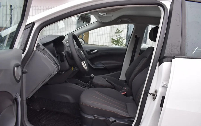 Seat Ibiza cena 18900 przebieg: 152102, rok produkcji 2011 z Kościan małe 301